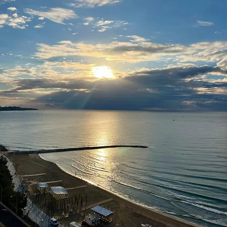 דירה Stunning Sea View